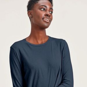 Cotton Long Sleeve Crew Neck Tee with Round Hem